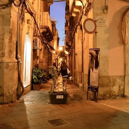 Ortigia Apartment *